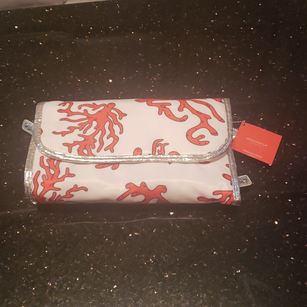 NWT Sonia Kashuk Treasure Chest Makeup Bag
